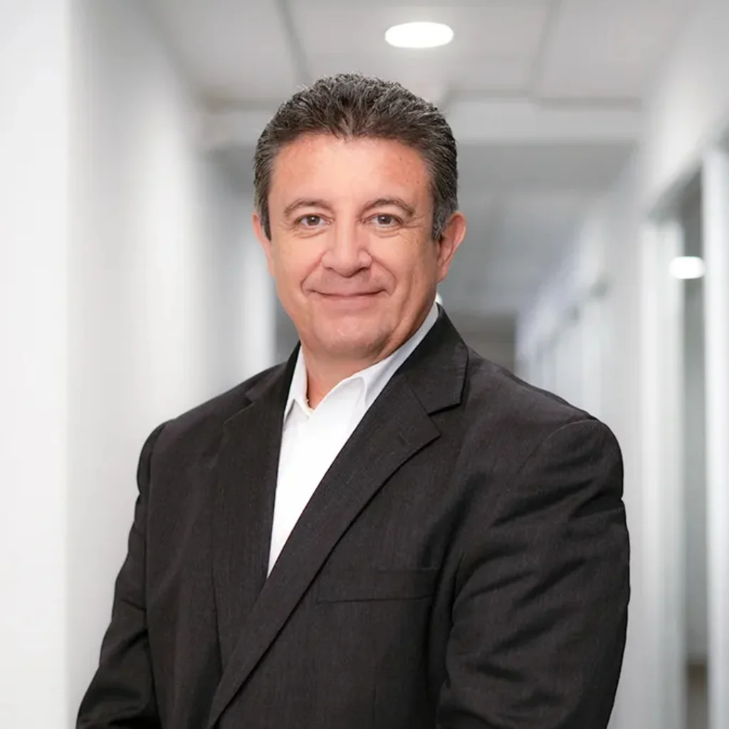 Miguel López